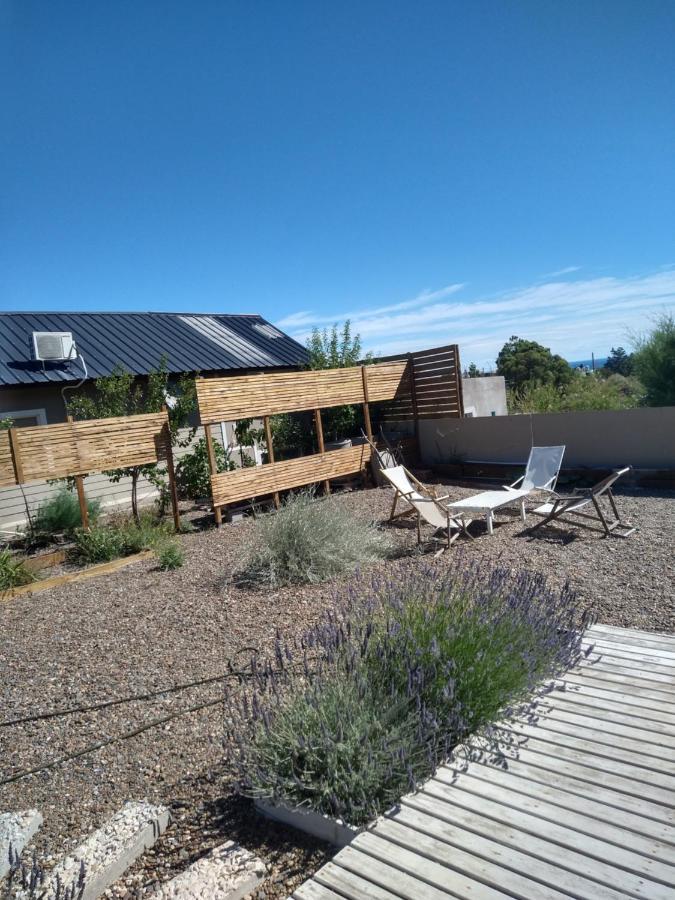 Villa Girasoles De Valdes à Puerto Pirámides Extérieur photo